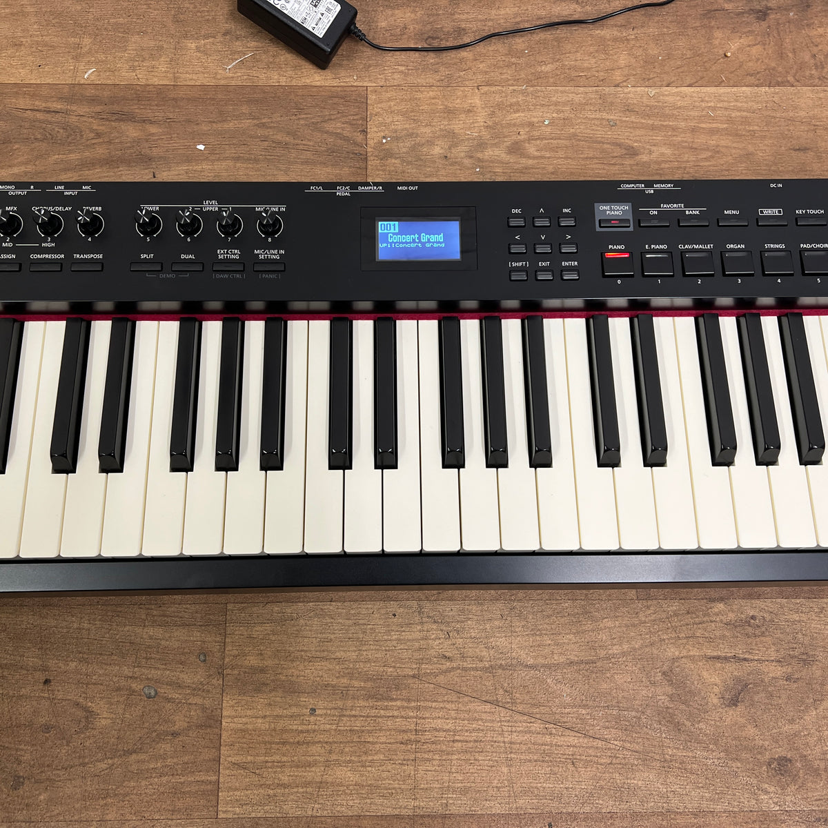 Roland RD88 Stage Piano; Serial No: C2Q5410 | Second hand