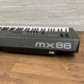 Yamaha MX88 Synthesizer; Serial No: BBXI01021 | Second Hand