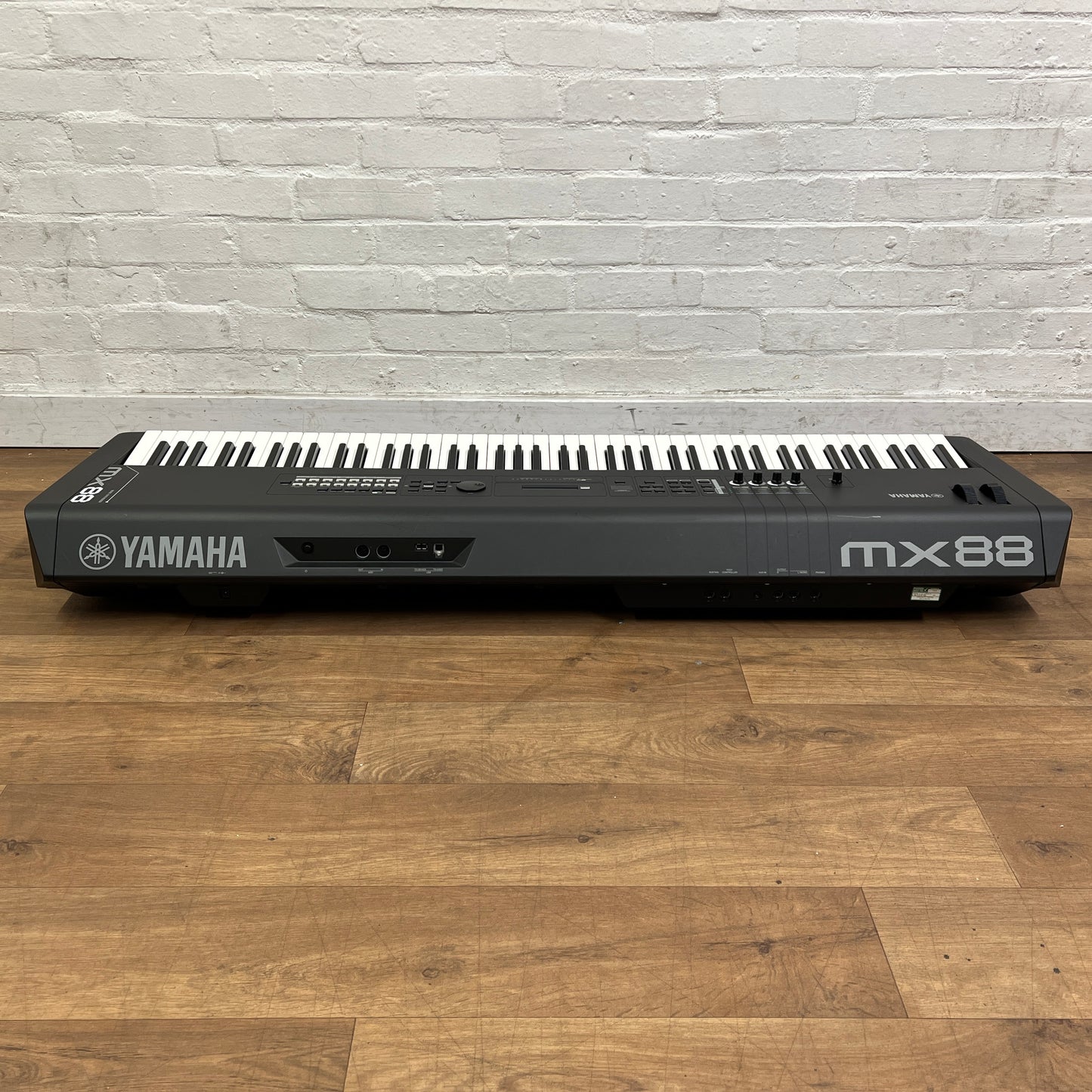 Yamaha MX88 Synthesizer; Serial No: BBXI01021 | Second Hand