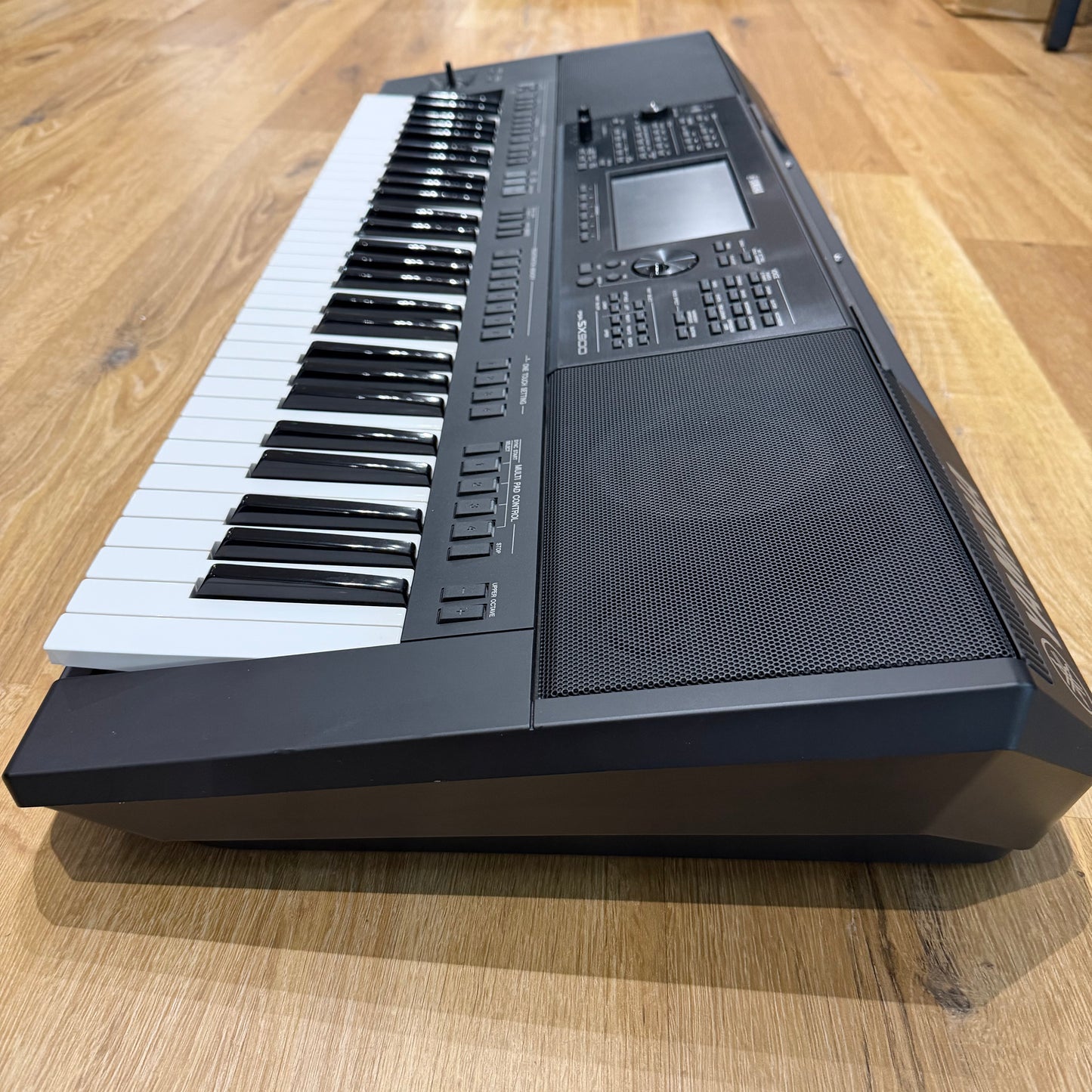 Yamaha PSR-SX900 Keyboard; Secial No: ECDY01119 | Second Hand