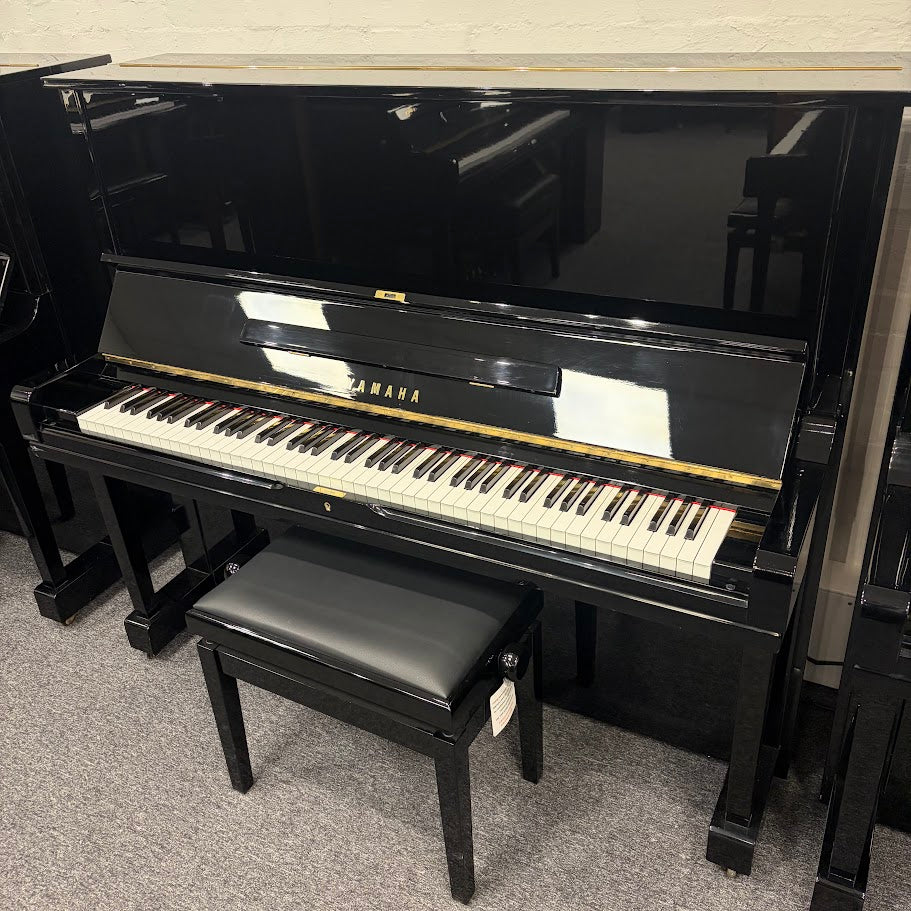 Yamaha U3 Upright Piano in Polished Ebony: Serial No: H1819495 | Second Hand