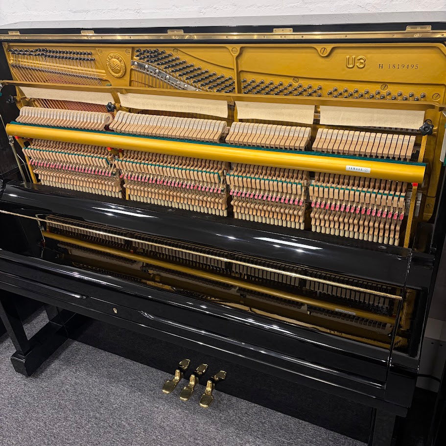 Yamaha U3 Upright Piano in Polished Ebony: Serial No: H1819495 | Second Hand