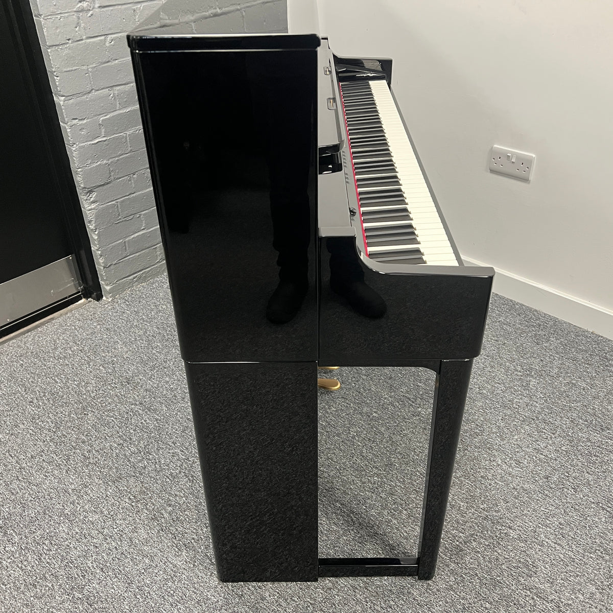 Roland LX706 Digital Piano, Polished Ebony; Serial No: Z9L0721 | Second Hand