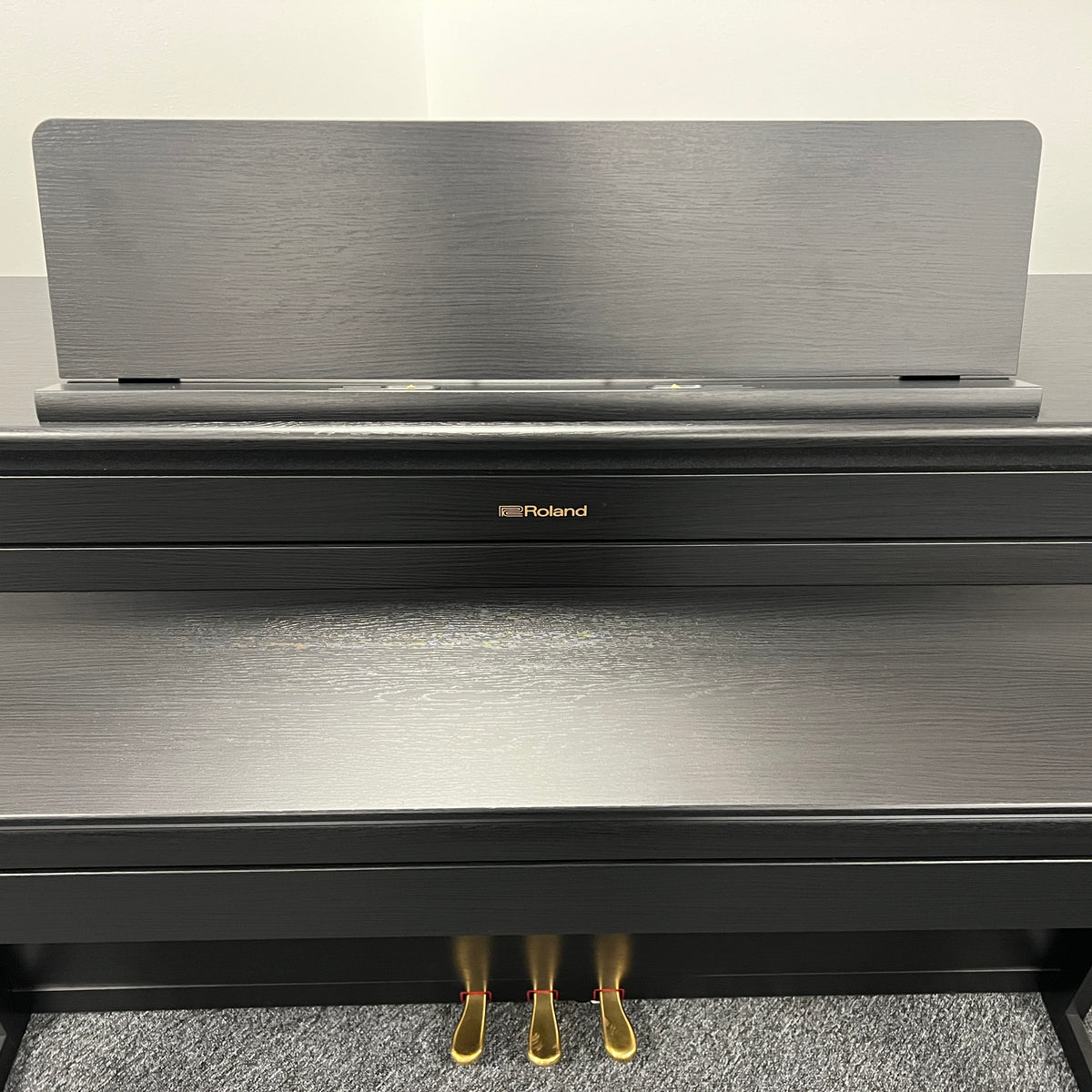 Roland HP704 Digital Piano, Black; Serial No: A8R5701 | Second Hand
