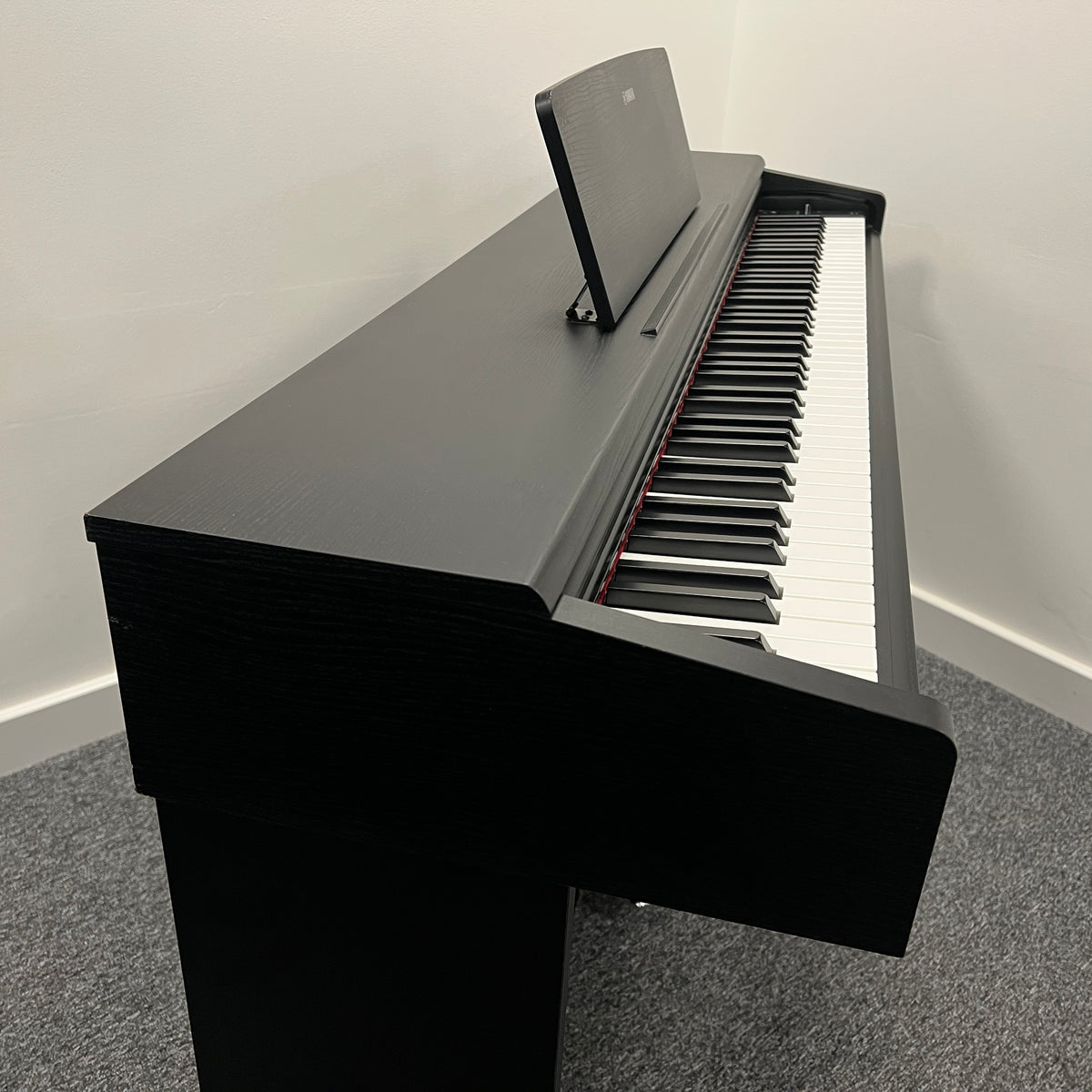 Yamaha YDP144 Digital Piano, Black; Serial No: BCZM01030 | Second Hand