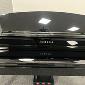 Yamaha CLP565GP Digital Grand Piano, Polished Ebony; Serial No: BCWP01010 | Second Hand