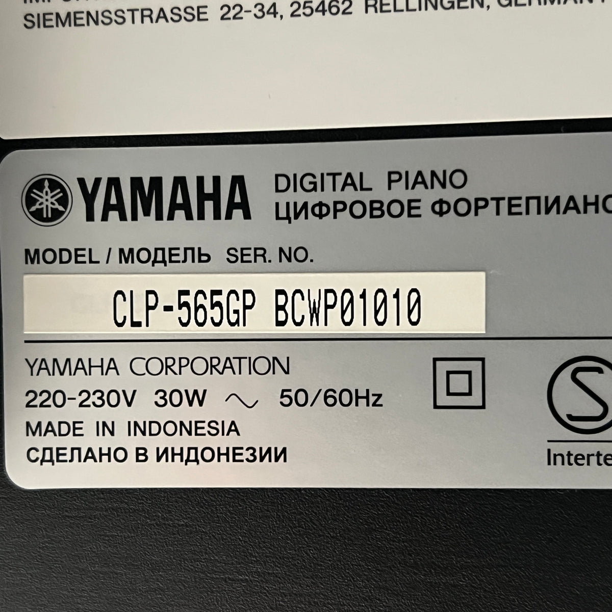 Yamaha CLP565GP Digital Grand Piano, Polished Ebony; Serial No: BCWP01010 | Second Hand