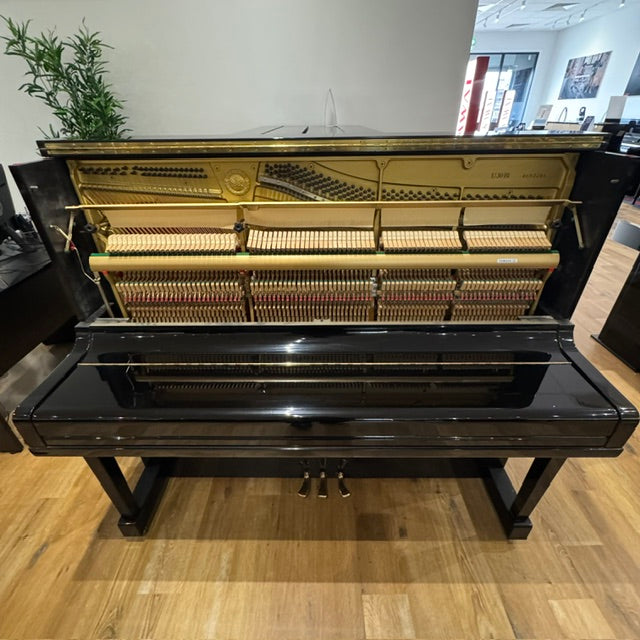 Yamaha U30 B1 Upright Piano in Polished Black: Serial No: 4692296 | Second Hand