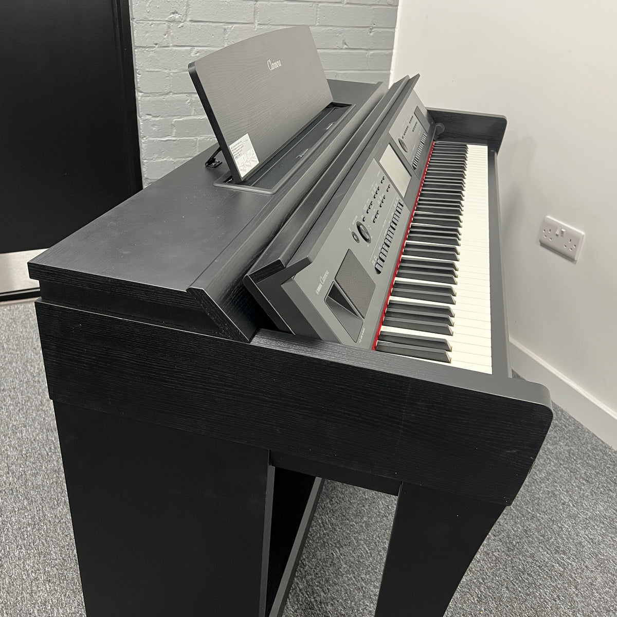 Yamaha CVP805 Digital Piano, Black; Serial No: BCZN01008 | Second Hand