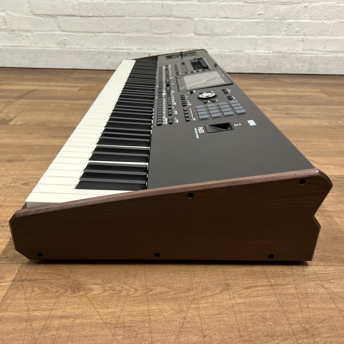Korg Pa5X 88 Note Arranger Workstation Keyboard; Serial No: 9000481 | Second Hand