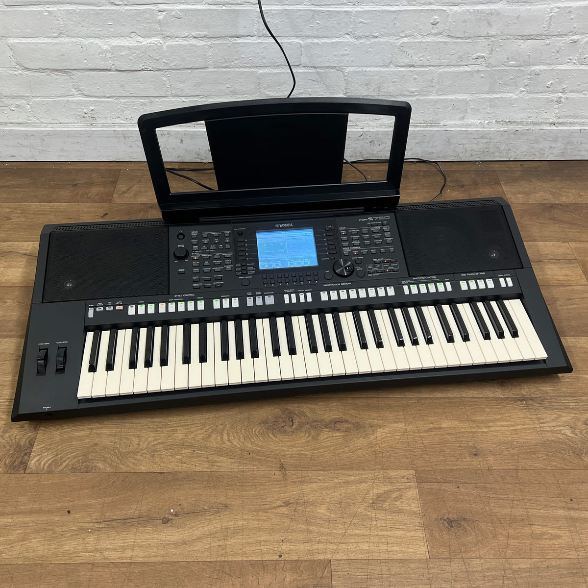Yamaha PSR-S750 Arranger Keyboard; Serial No: BCTP01006 | Second Hand