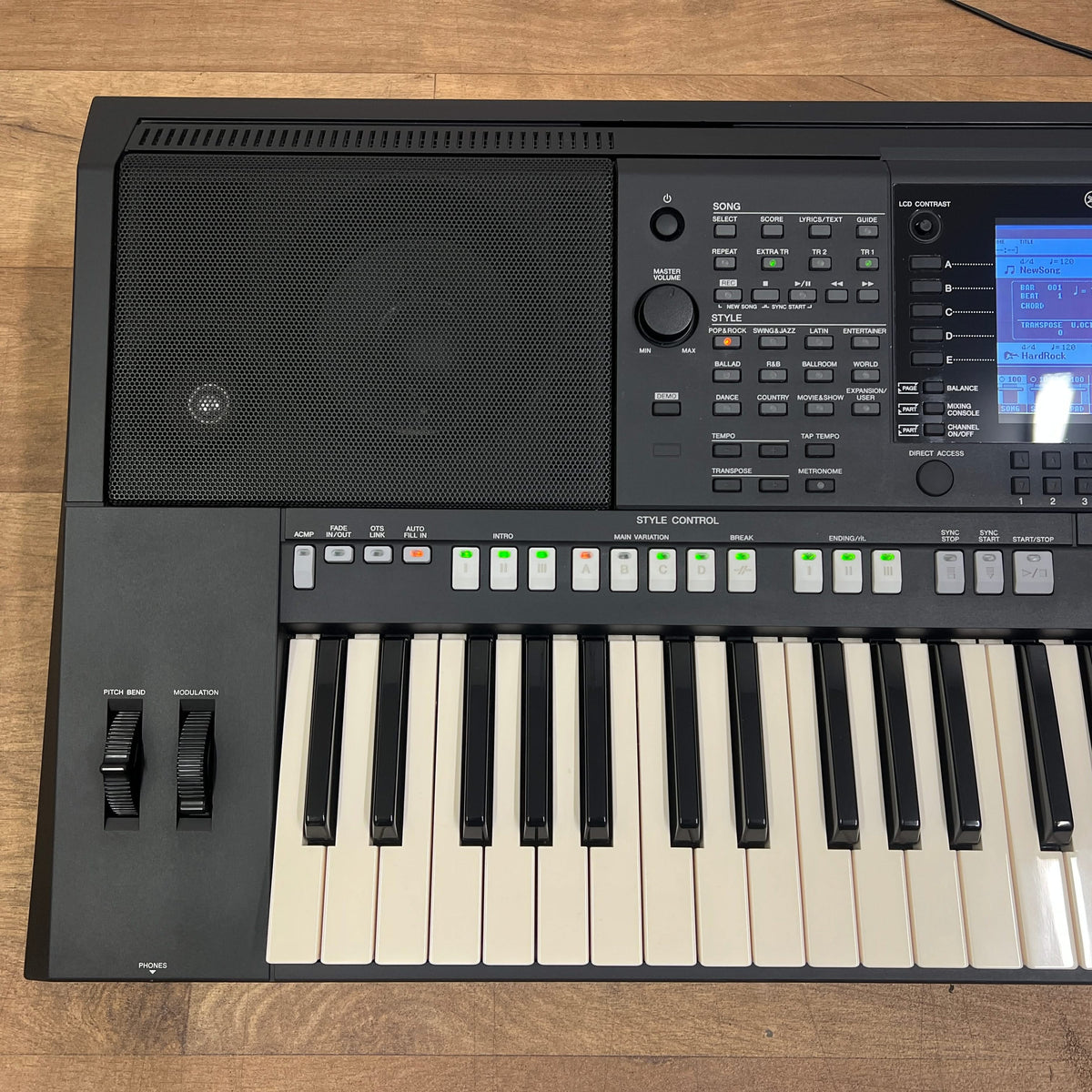 Yamaha PSR-S750 Arranger Keyboard; Serial No: BCTP01006 | Second Hand