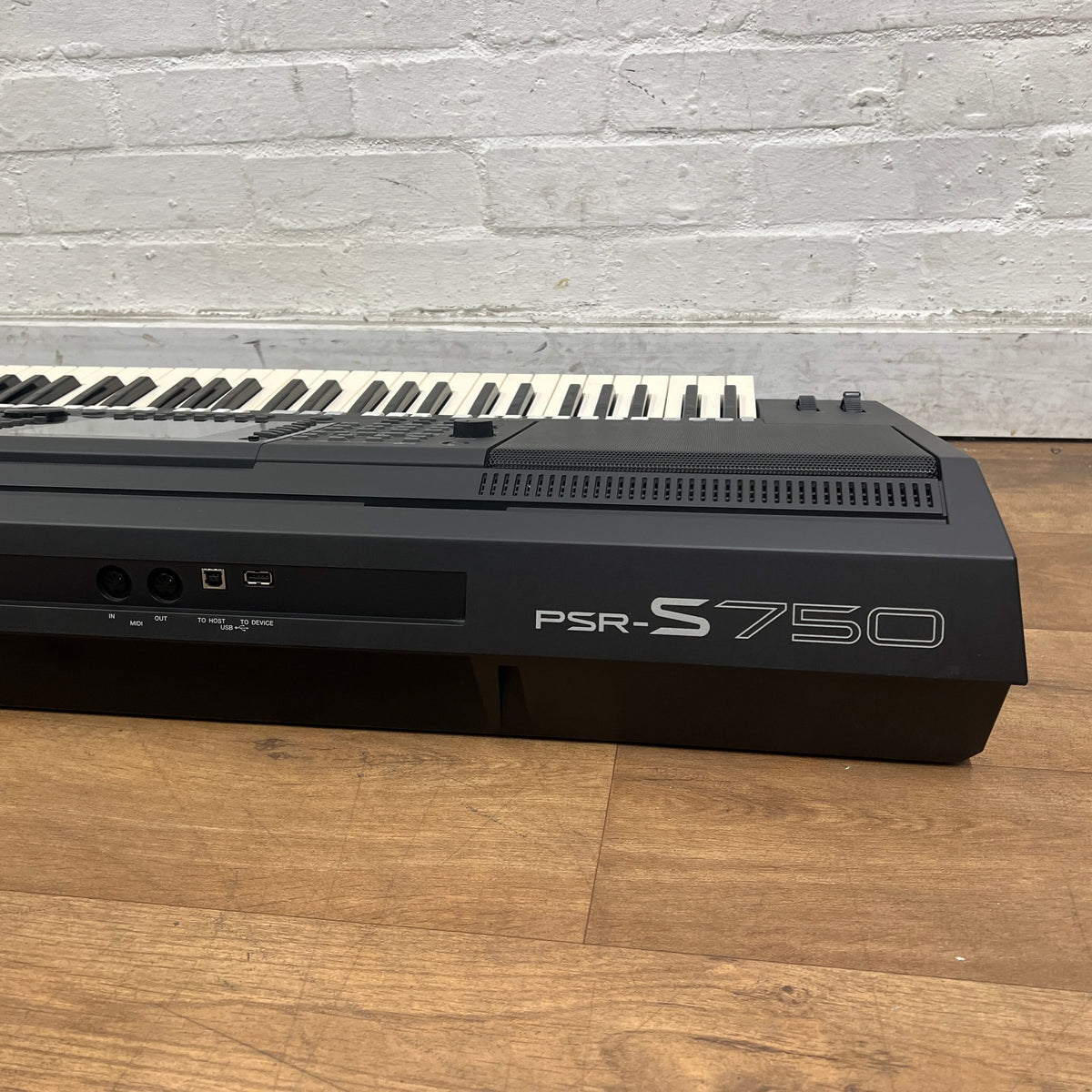 Yamaha PSR-S750 Arranger Keyboard; Serial No: BCTP01006 | Second Hand