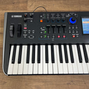 Yamaha MODX6 Synthersizer Keyboard; Serial No: BBZH01015 | Second Hand