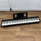 Roland FP10 Portable Piano; Serial No: Z7J5549 | Second Hand