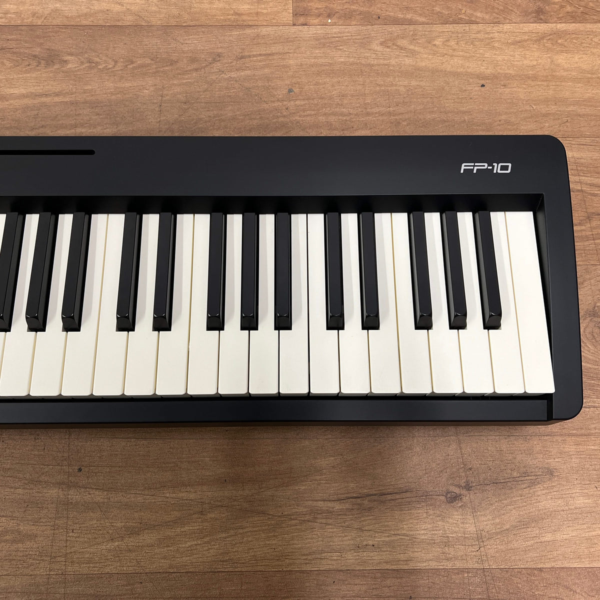 Roland FP10 Portable Piano; Serial No: Z7J5549 | Second Hand