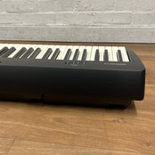 Roland FP10 Portable Piano; Serial No: Z7J5549 | Second Hand