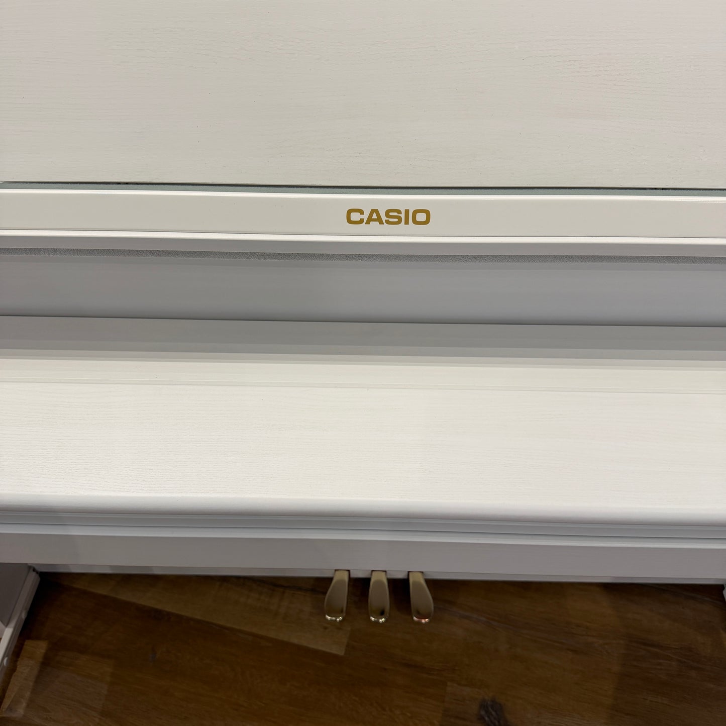 Casio GP300 Digital Piano White,  With Matching Stool: Serial No: 935BDC591007864 | Second Hand