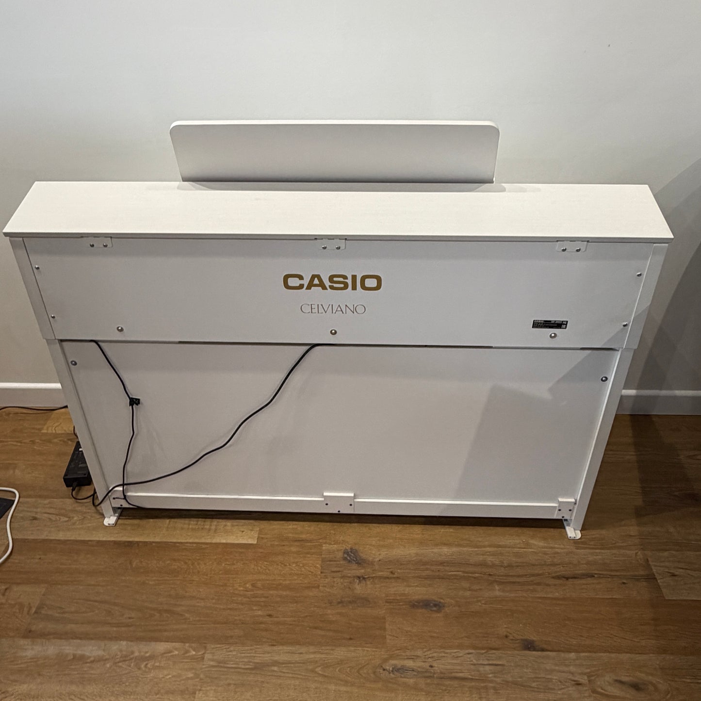 Casio GP300 Digital Piano White,  With Matching Stool: Serial No: 935BDC591007864 | Second Hand