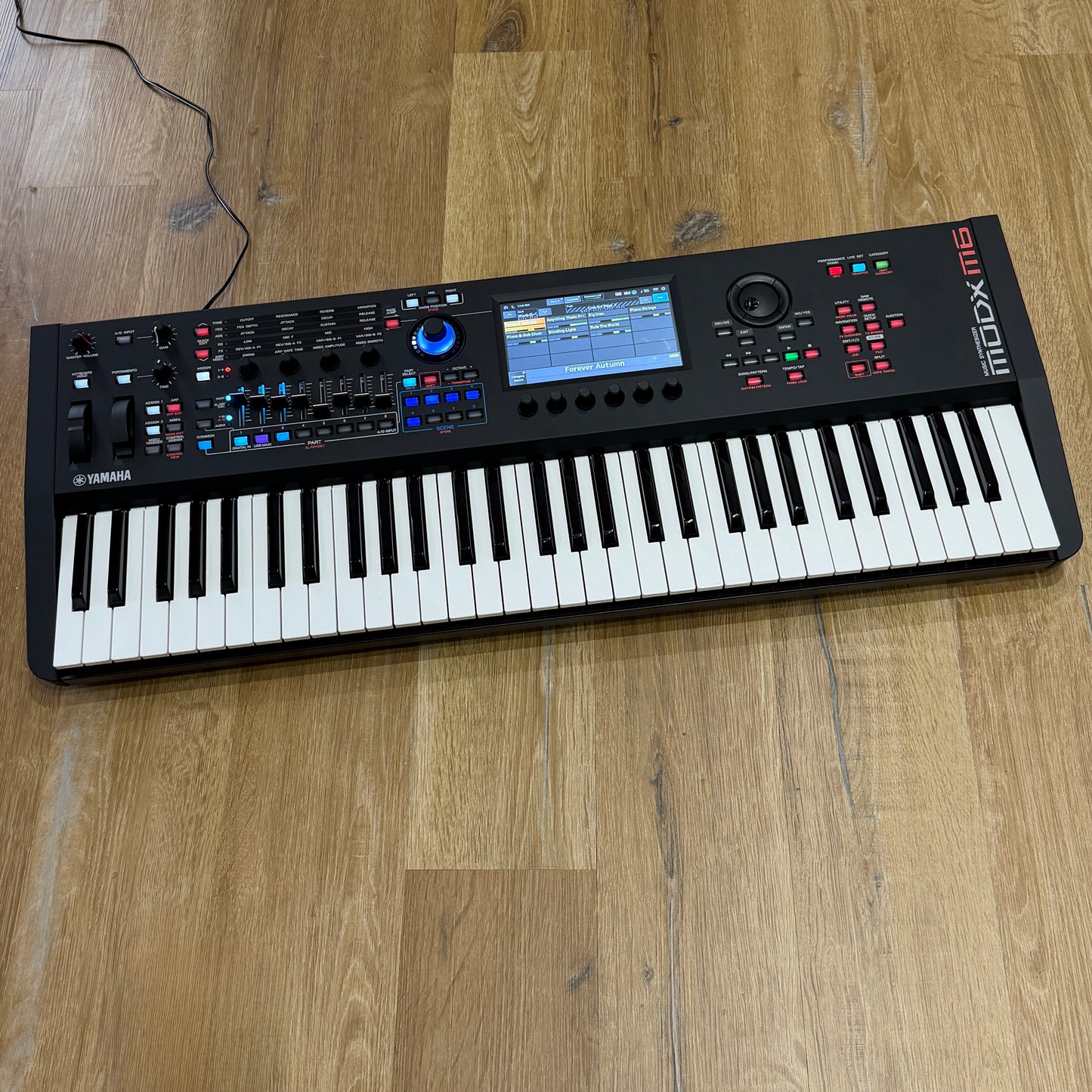 Yamaha MODX-M6 Synthesizer Keyboard 61 Keys; Serial No: BCGJ01019 | Second Hand