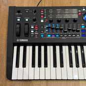 Yamaha MODX-M6 Synthesizer Keyboard 61 Keys; Serial No: BCGJ01019 | Second Hand