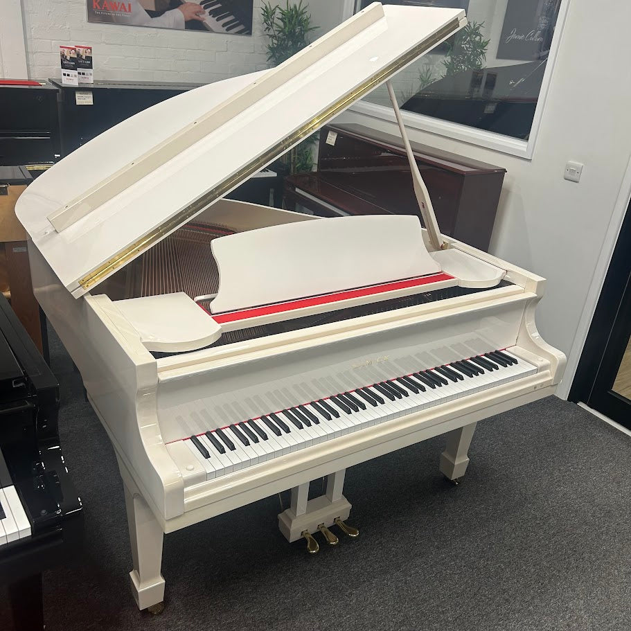 Samick SG155 Grand Piano in Polished White: Serial No: IMFG0547 | Second Hand