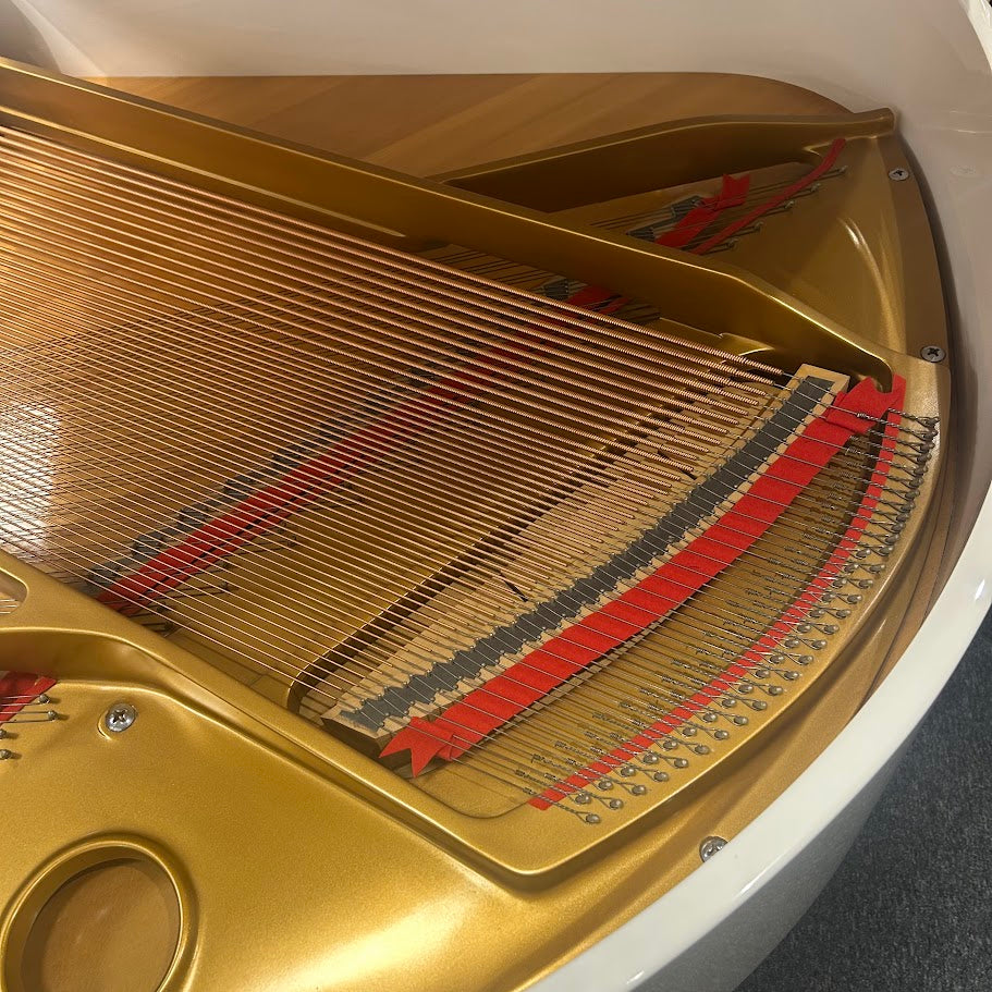 Samick SG155 Grand Piano in Polished White: Serial No: IMFG0547 | Second Hand