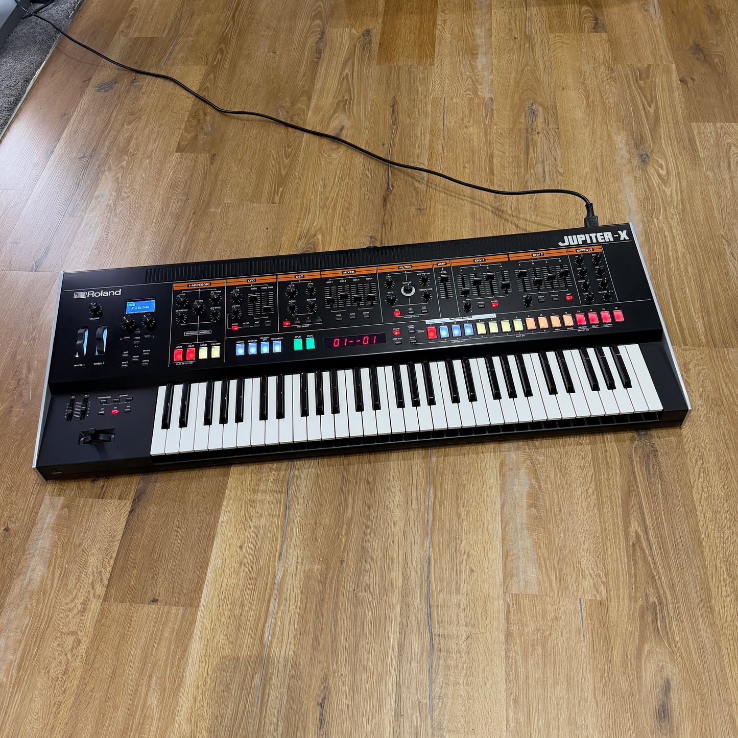 Roland Jupiter-X 61 Key Full Size Synthesizer; Serial No: Z6M3105 | Second Hand