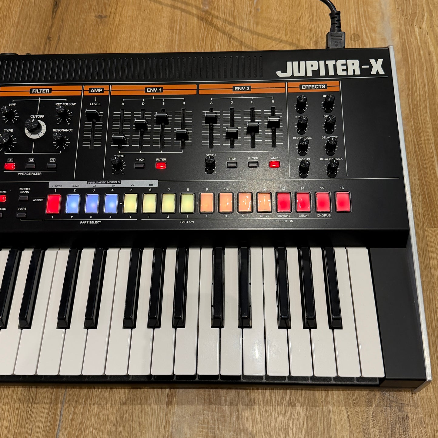 Roland Jupiter-X 61 Key Full Size Synthesizer; Serial No: Z6M3105 | Second Hand