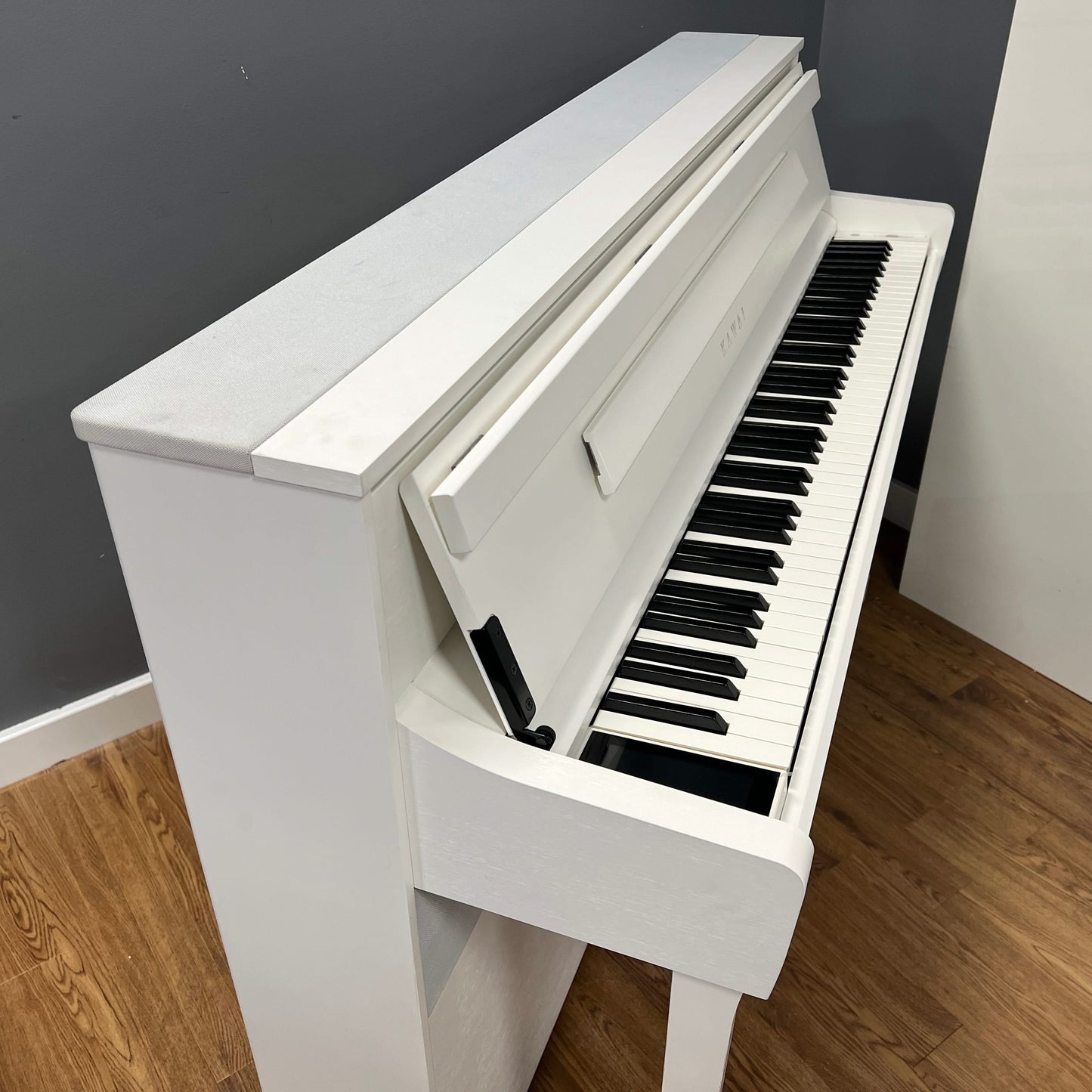 Kawai CA901 White Digital Piano With Matching Stool; SN: G853200 | Second Hand