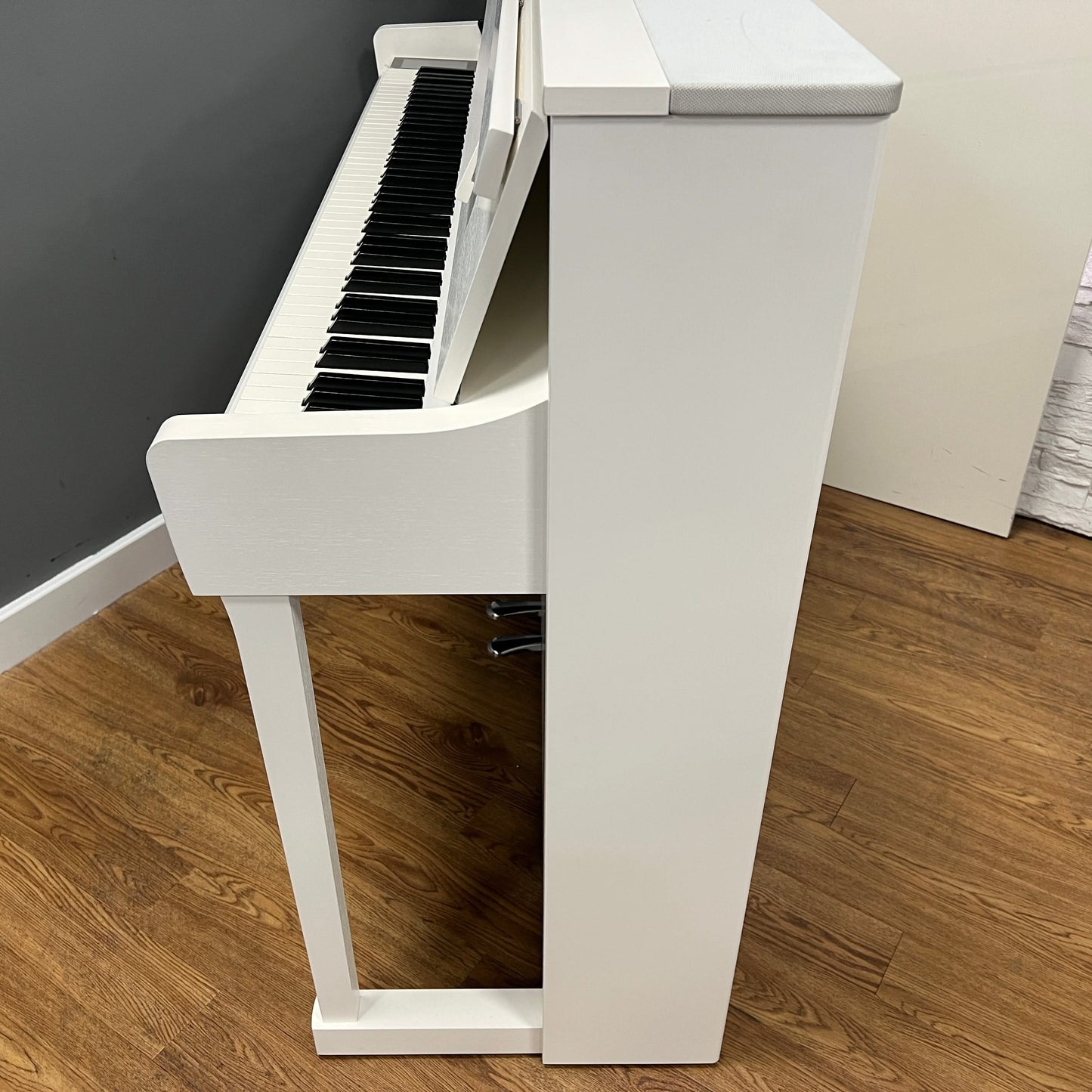 Kawai CA901 White Digital Piano With Matching Stool; SN: G853200 | Second Hand