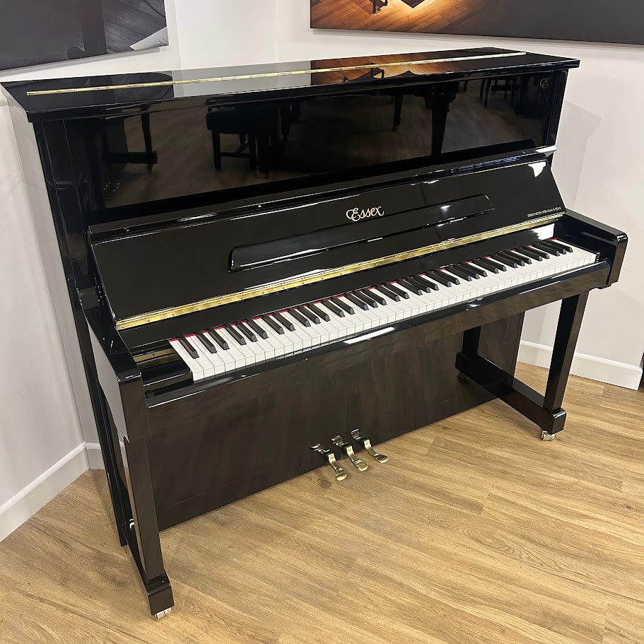 Steinway & Sons Essex EUP123 Upright Piano: Serial No: E134186C | Second Hand