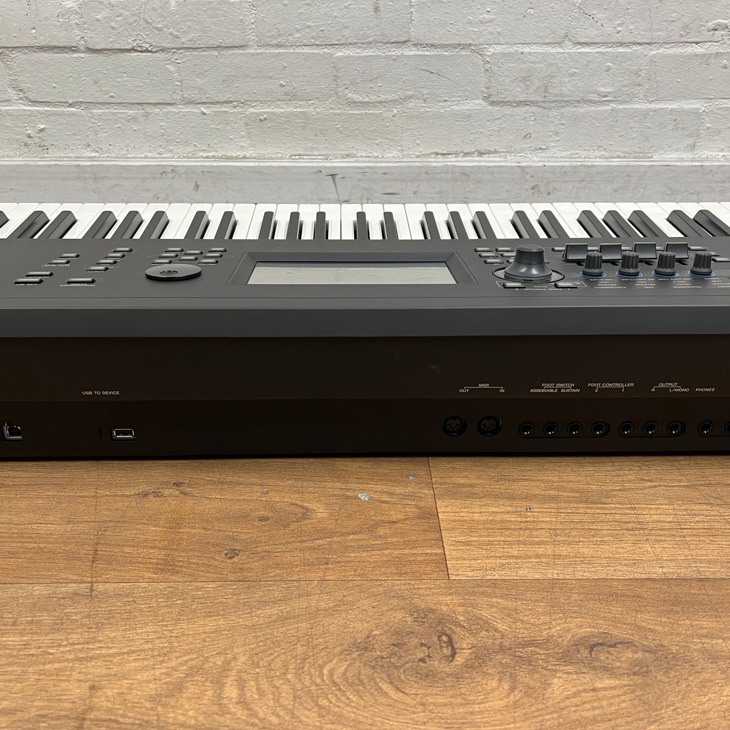 Yamaha MODX8+ Keyboard; Serial No: BBCJ01037 | Second Hand