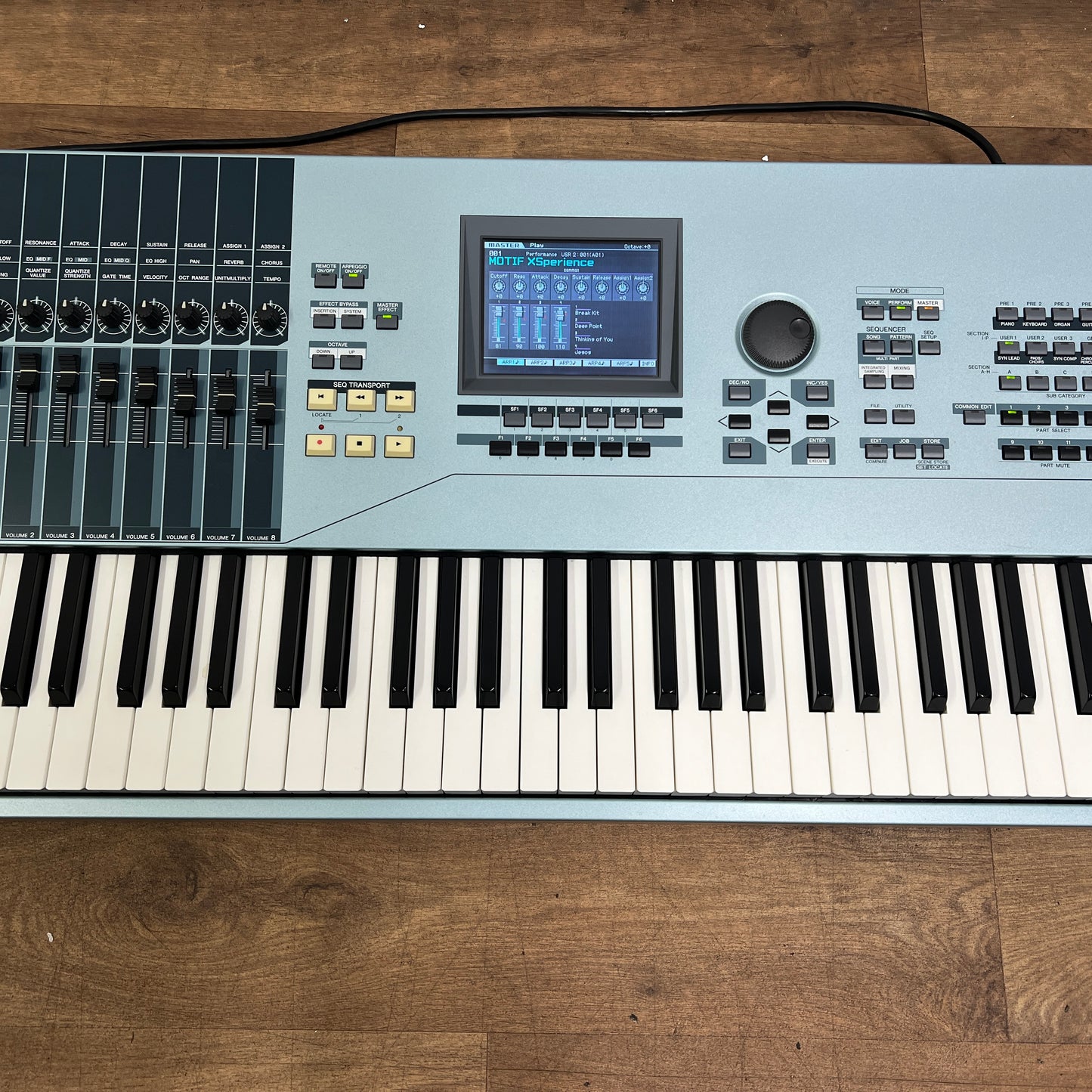 Yamaha MOTIF XS8 Workstation Synth; Serial No: GBRANL01007 | Second Hand