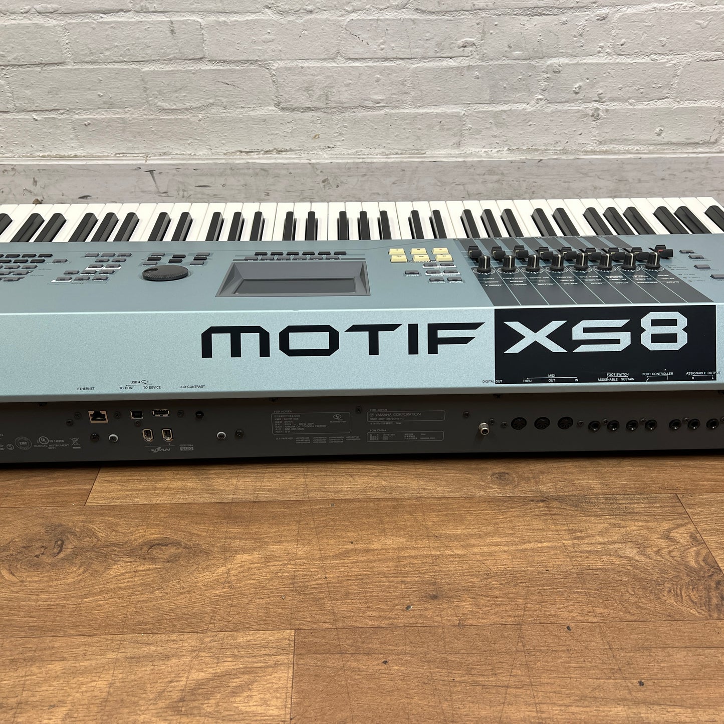 Yamaha MOTIF XS8 Workstation Synth; Serial No: GBRANL01007 | Second Hand