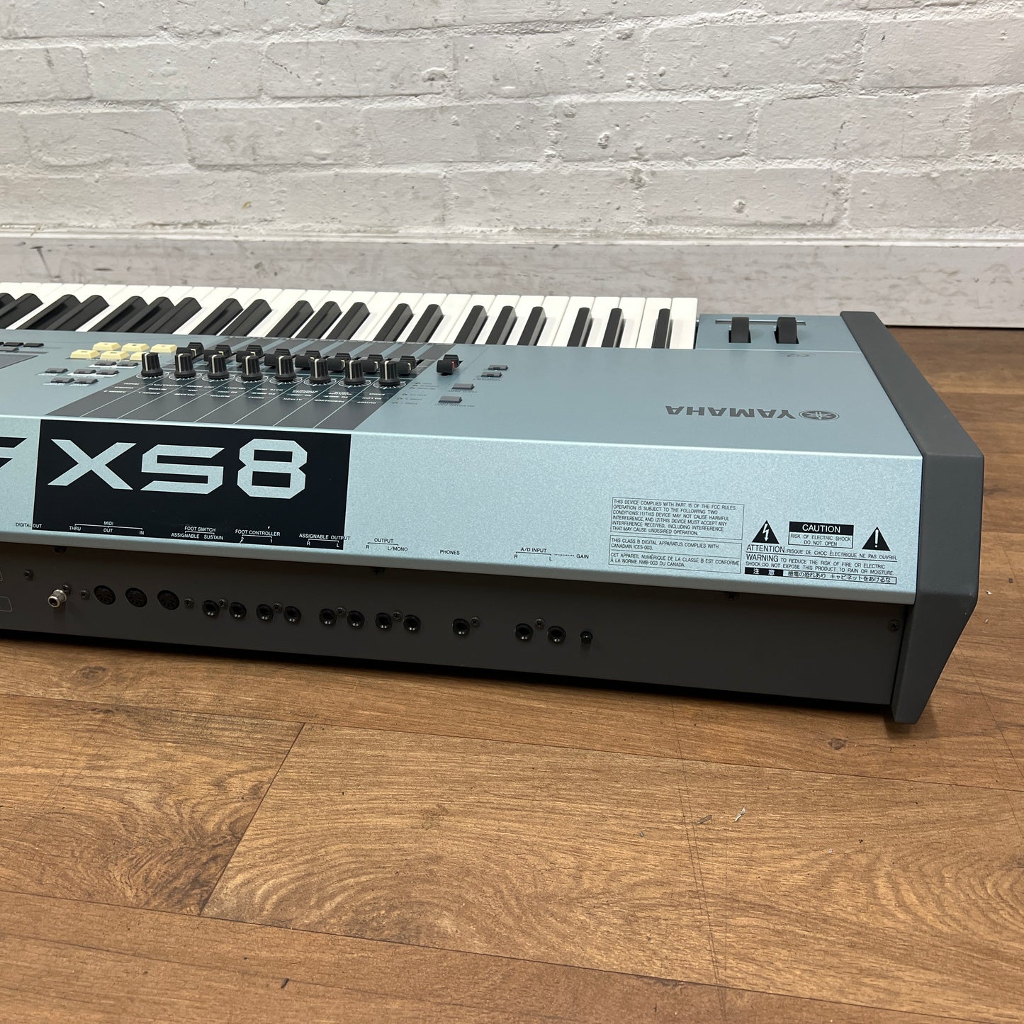 Yamaha MOTIF XS8 Workstation Synth; Serial No: GBRANL01007 | Second Hand