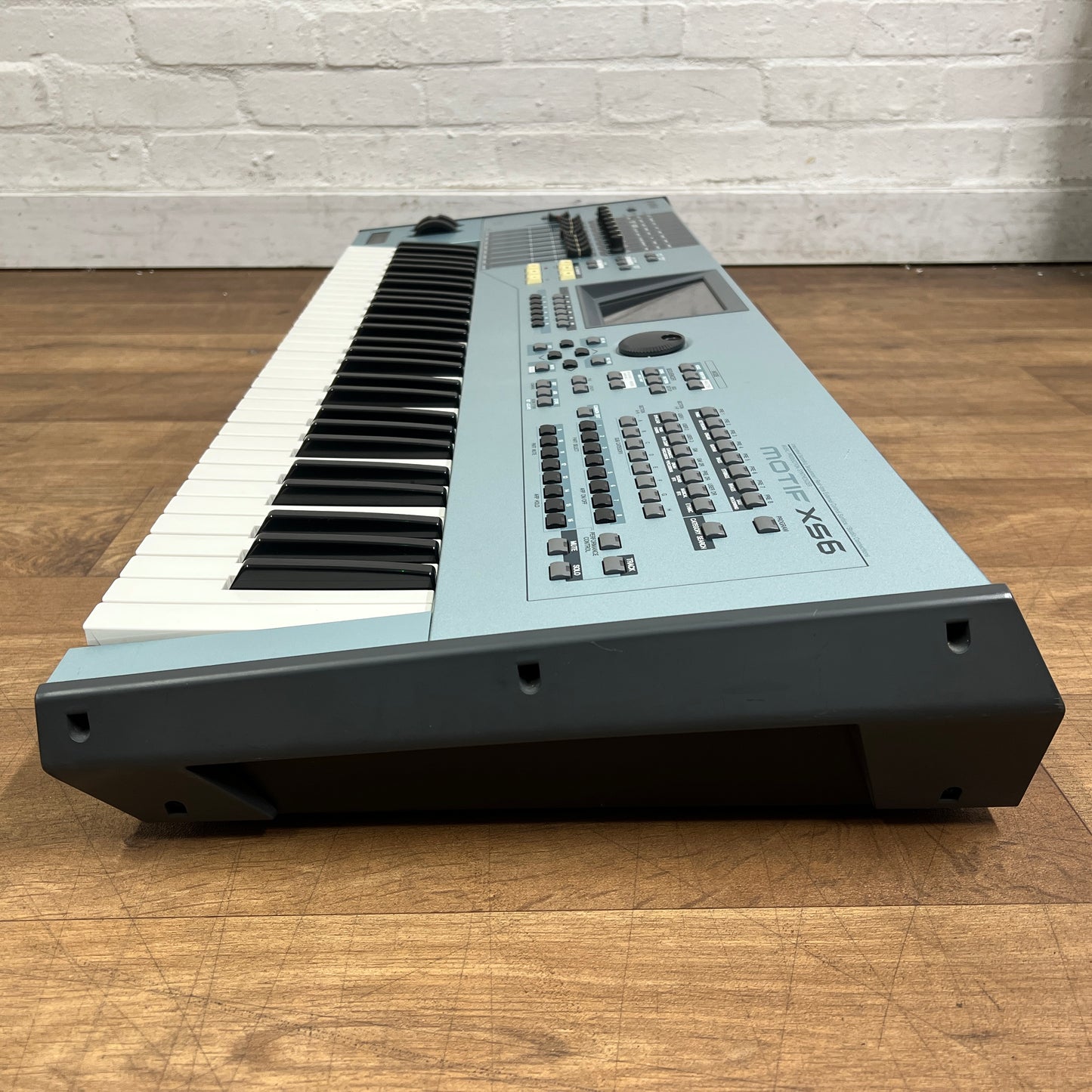 Yamaha MOTIF XS6 Workstation Synth; Serial No: GBRACK01005 | Second Hand