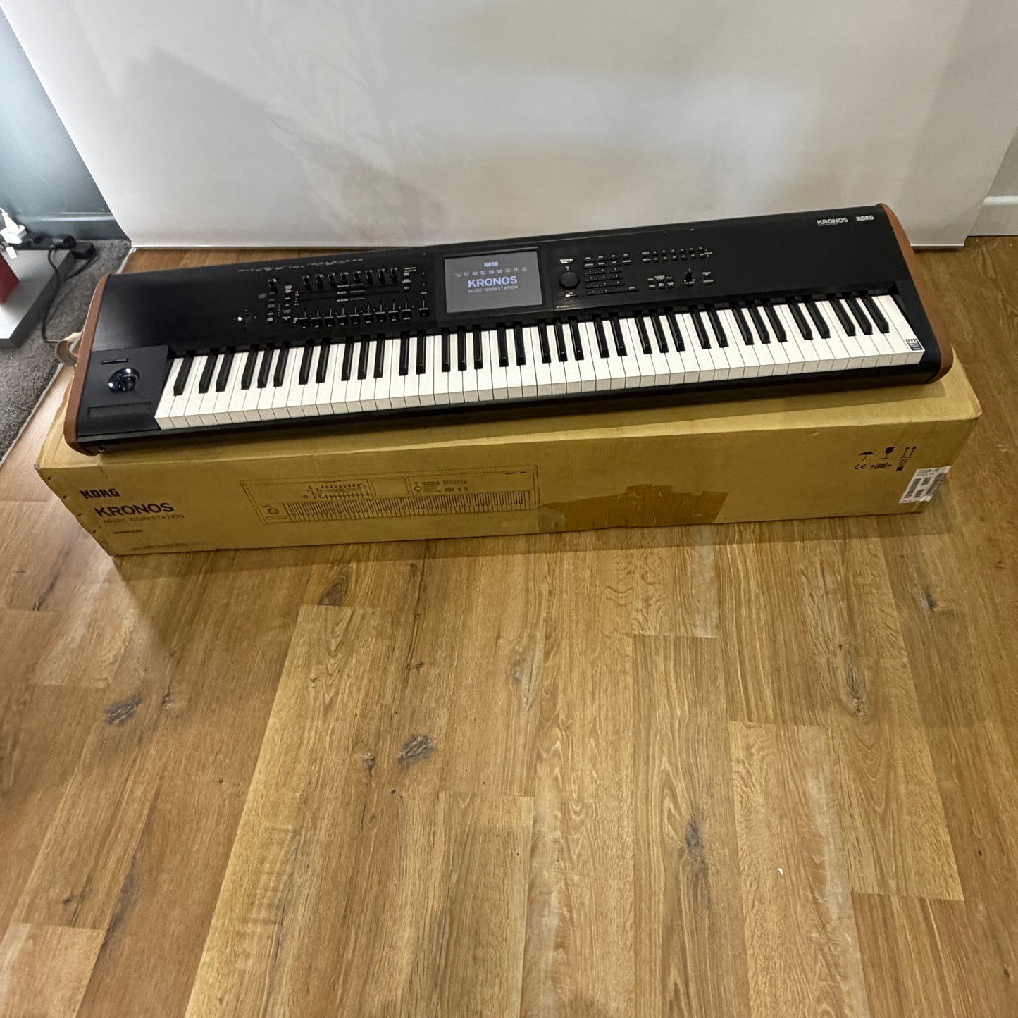 Korg Kronos 2 88 Music Workstation; Serial No: 205114 | Second Hand