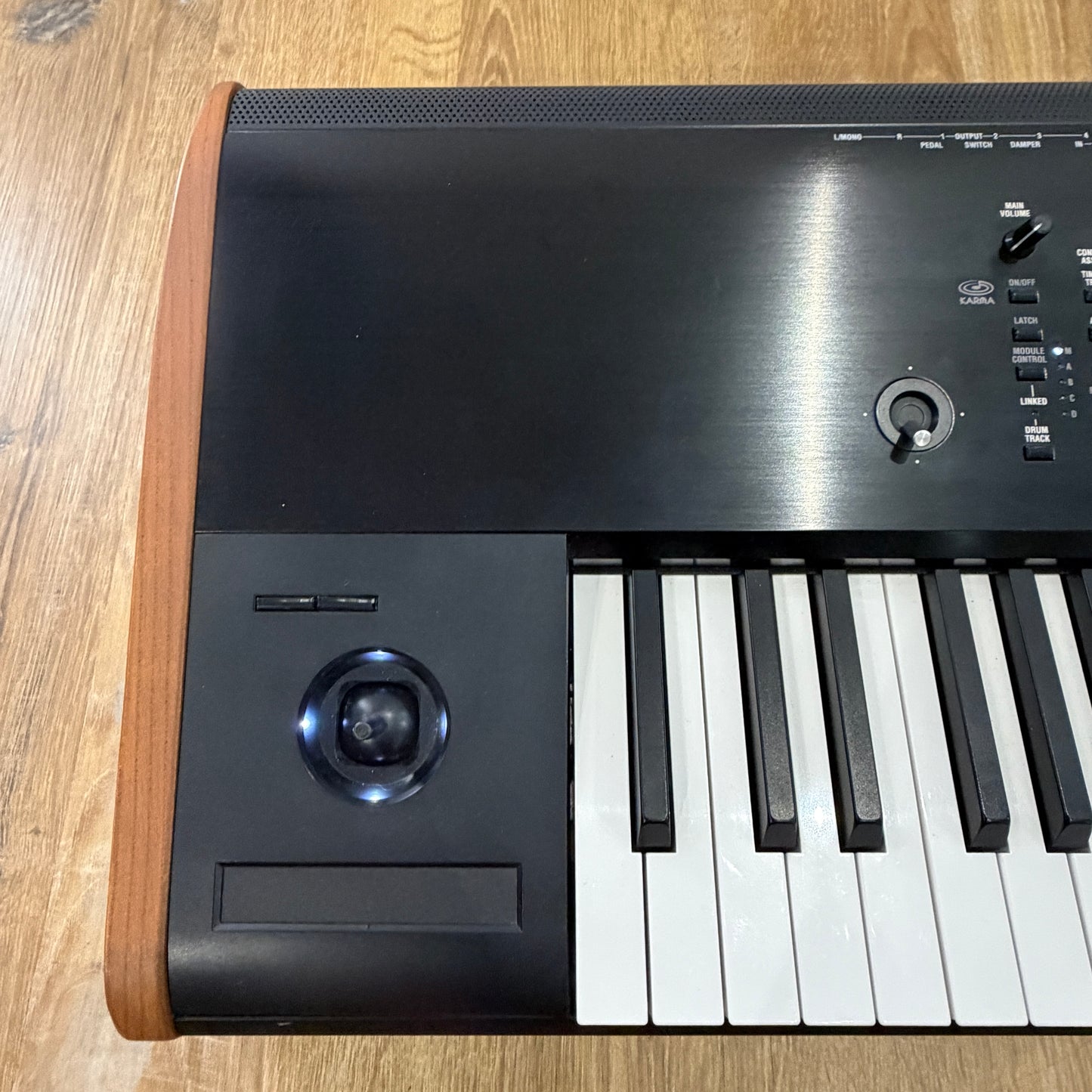 Korg Kronos 2 88 Music Workstation; Serial No: 205114 | Second Hand