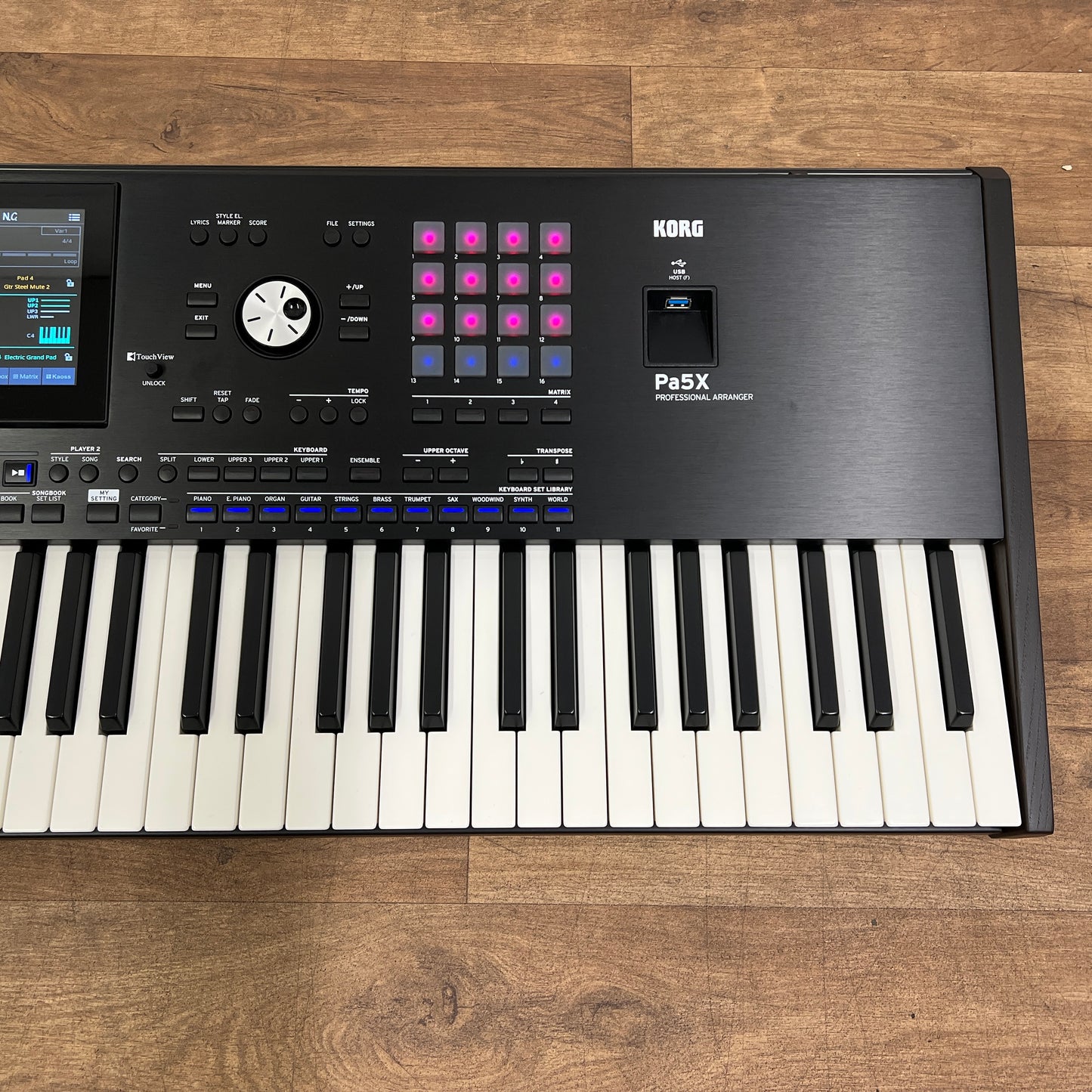 Korg Pa5X 76 Key Arranger keyboard; Serial No: 9002748 | Second hand