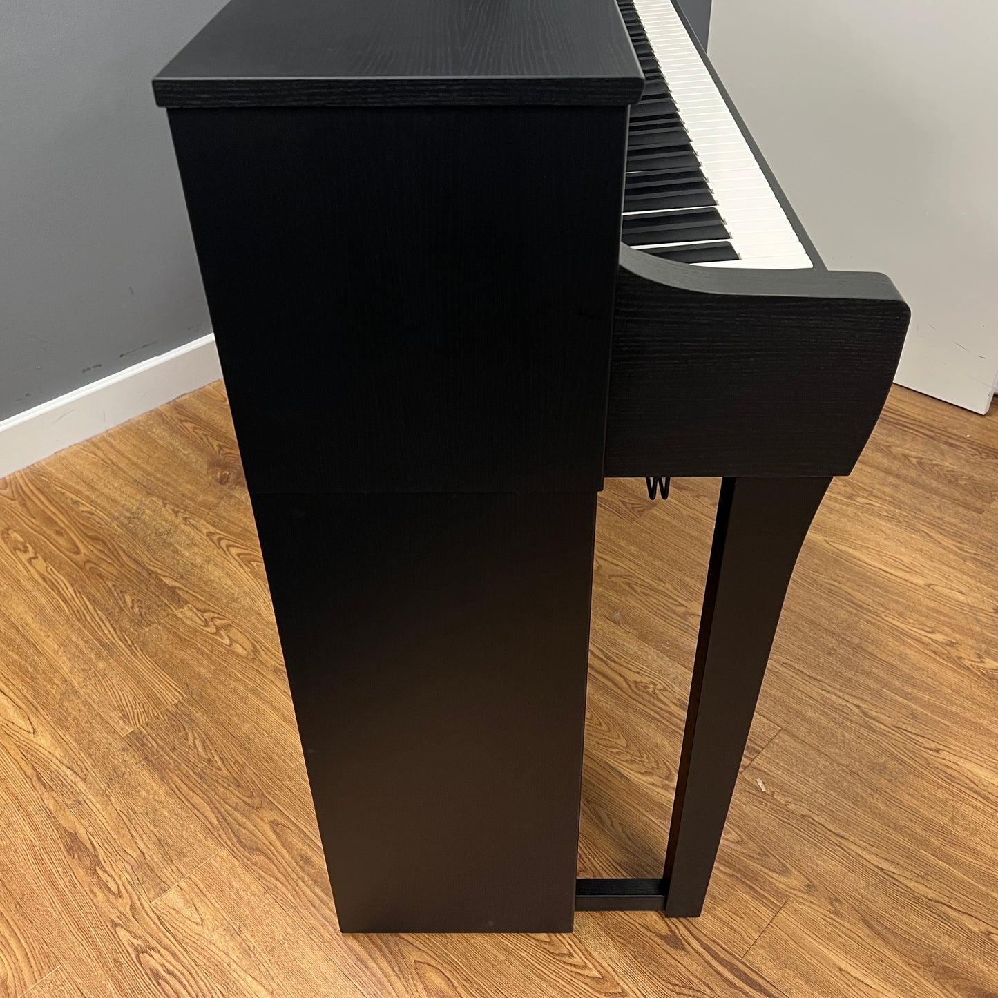 Yamaha CLP735B Digital Piano With Matching Stool; Serial No: BCCM01026 | Second Hand