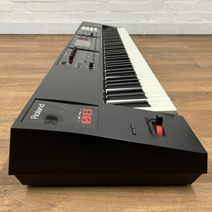 Second Hand Roland FA08 Synthesizer Serial No: Z3E4761