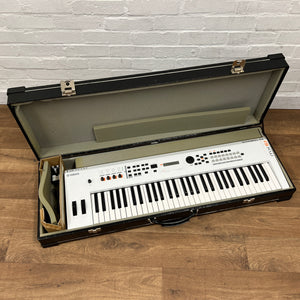 Second Hand Yamaha MX61 Synth; White: Serial No: BBWN01003