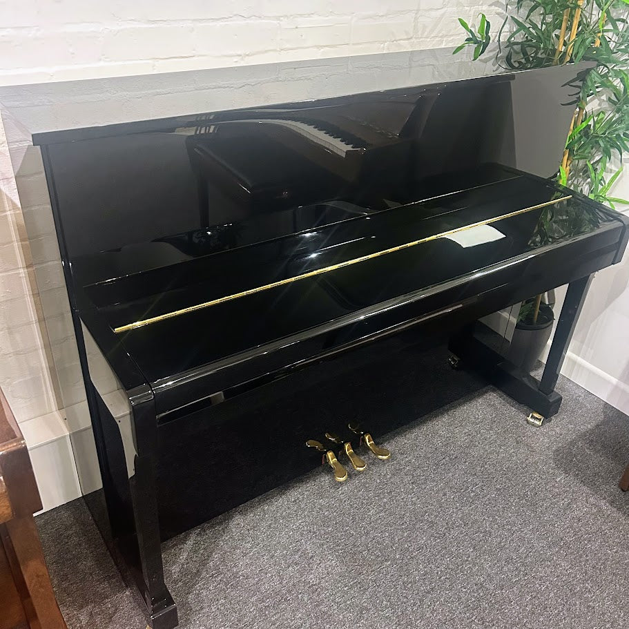 Samick CV115 Upright Piano in Polished Ebony: Serial No: 27230 | Second Hand