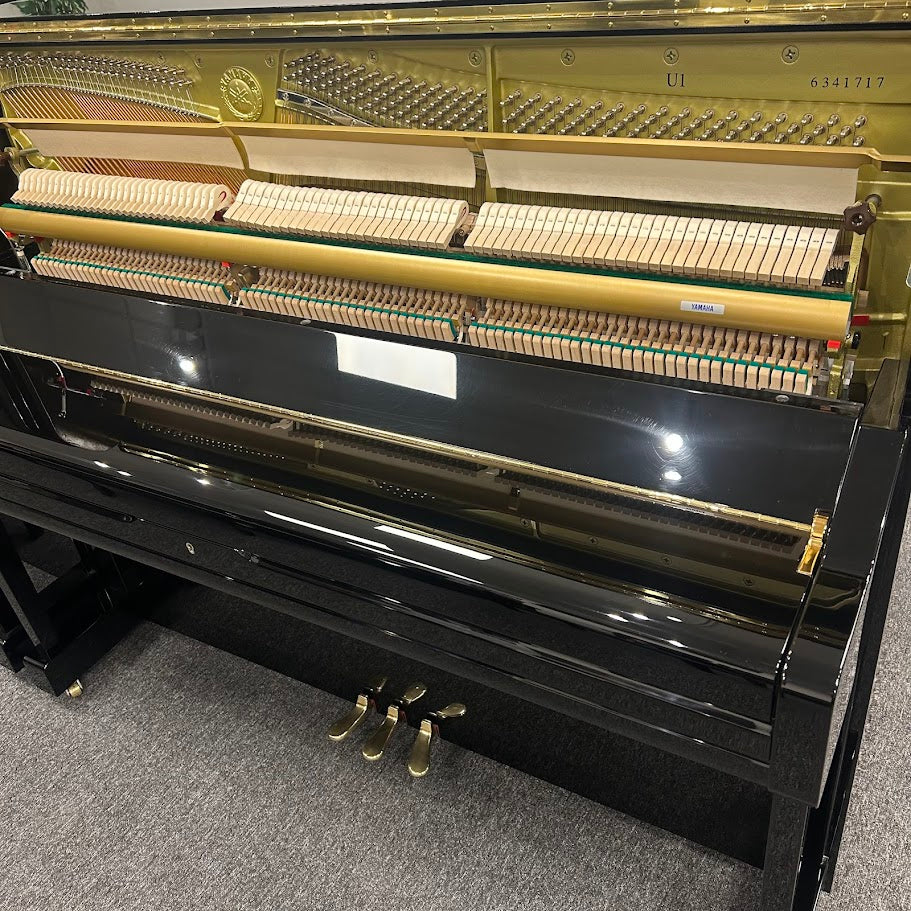 Yamaha U1 Upright Piano in Polished Ebony; Serial No: 6341717 | Second Hand