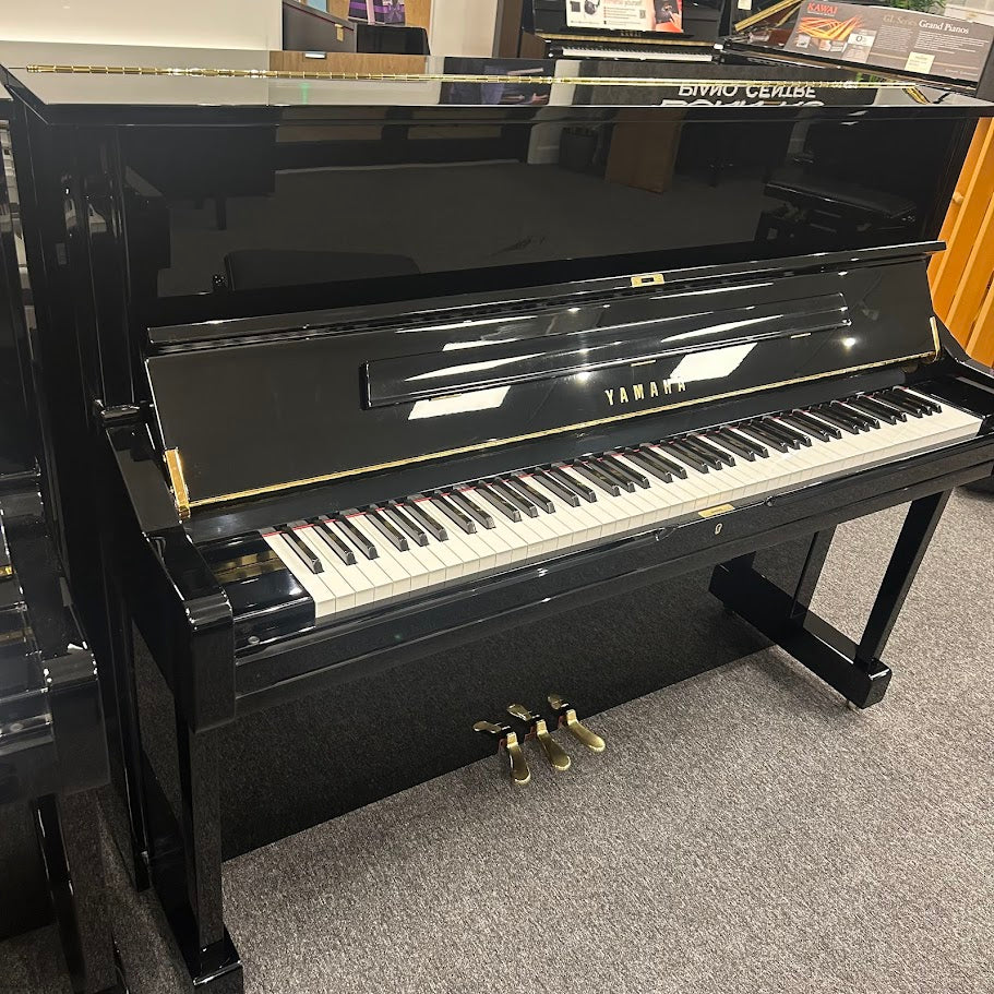 Yamaha U1 Upright Piano in Polished Ebony; Serial No: 6341717 | Second Hand