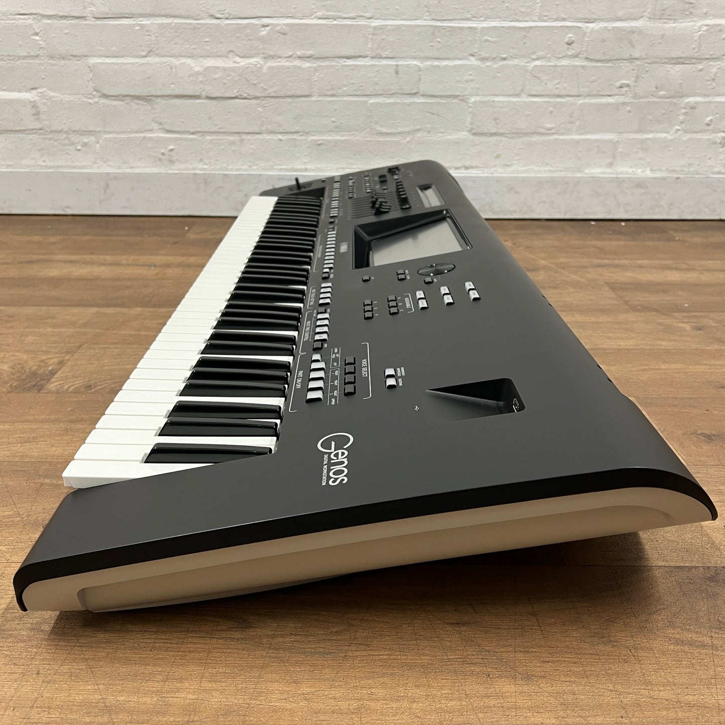 Yamaha Genos 1 Arranger Keyboard: Serial No: BEZP01035 | Second Hand