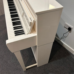 Second Hand Yamaha CLP685 Digital Piano; Polished White With Adjustable Stool: Serial No: BCZN01004