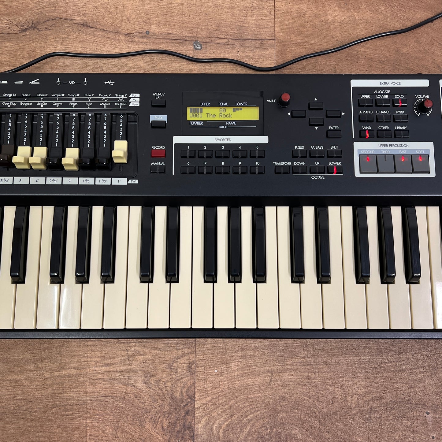 Hammond SK1 73 Stage Keyboard Serial No: 13090142 | Second Hand