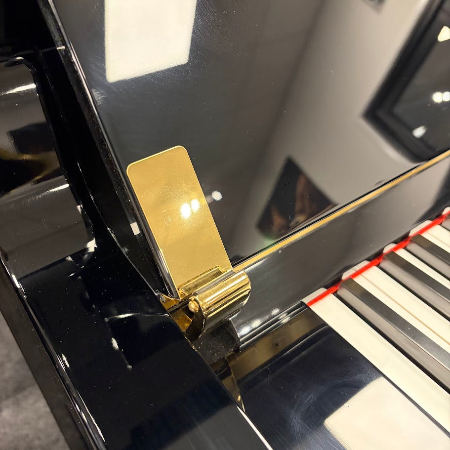 Yamaha U3 Upright Piano in Polished Black Serial No: M3284400 | RECONDITIONED AS NEW